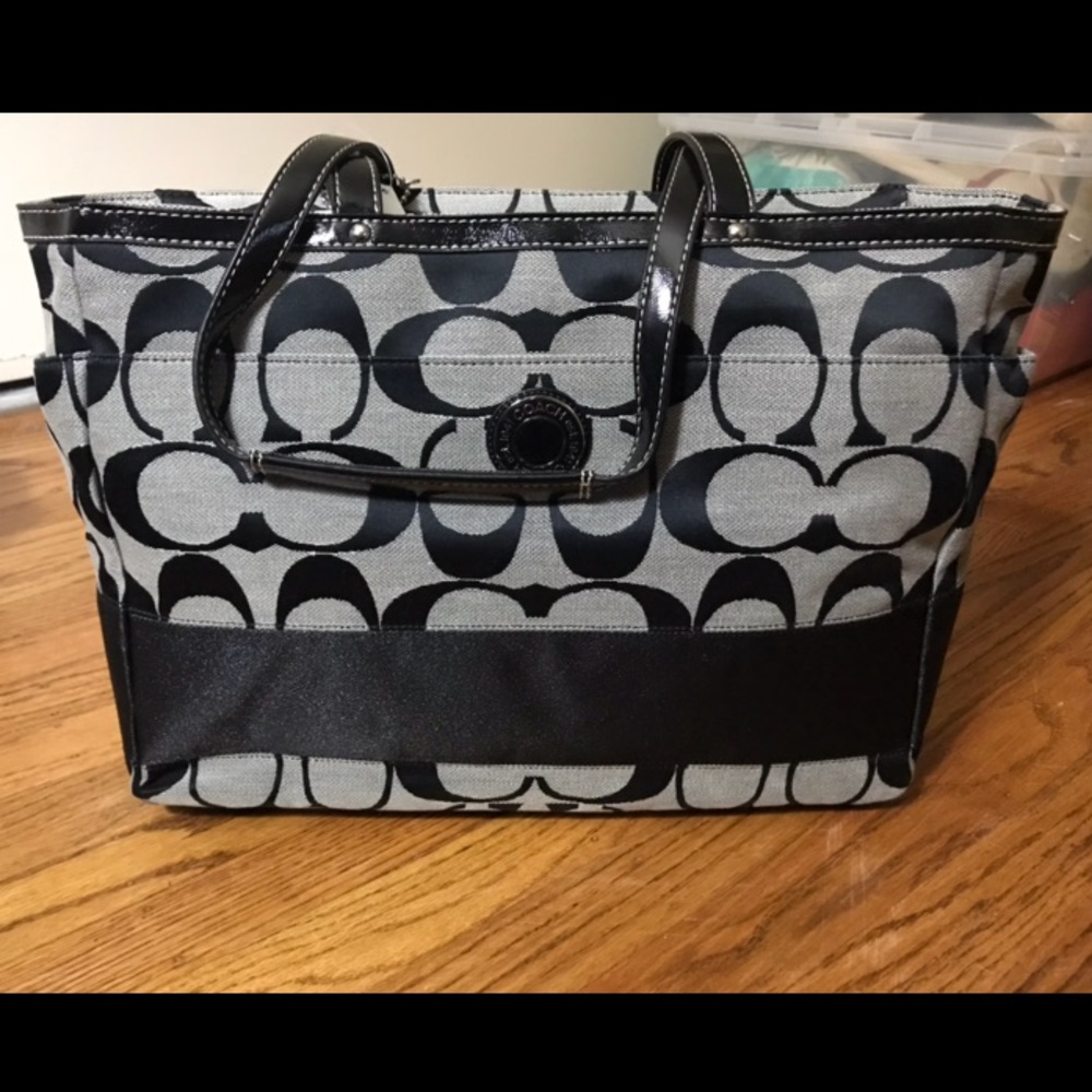 Coach diaper bag - Picture 1 of 2